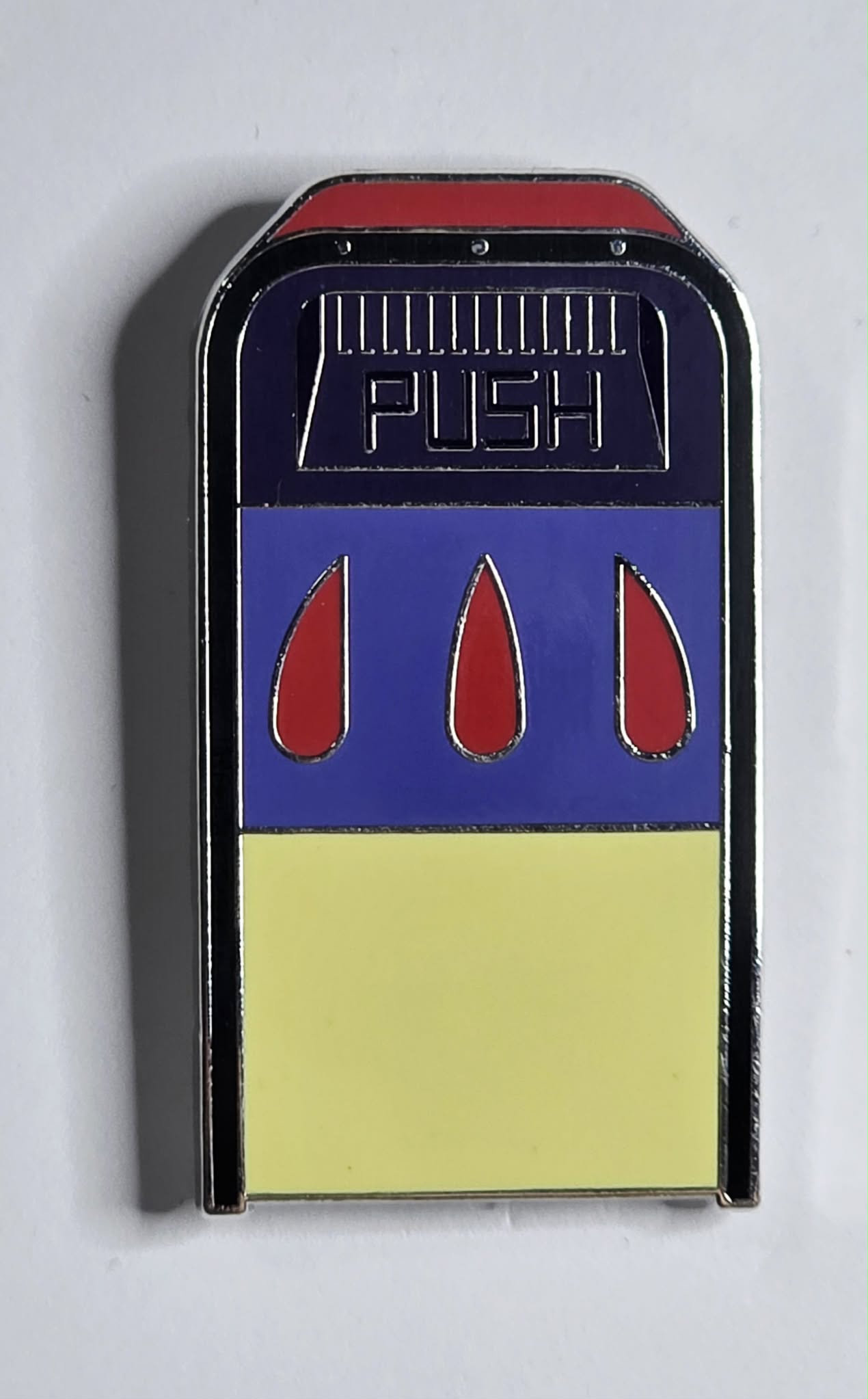 Snow White - Character Trash Bins Mystery Pin