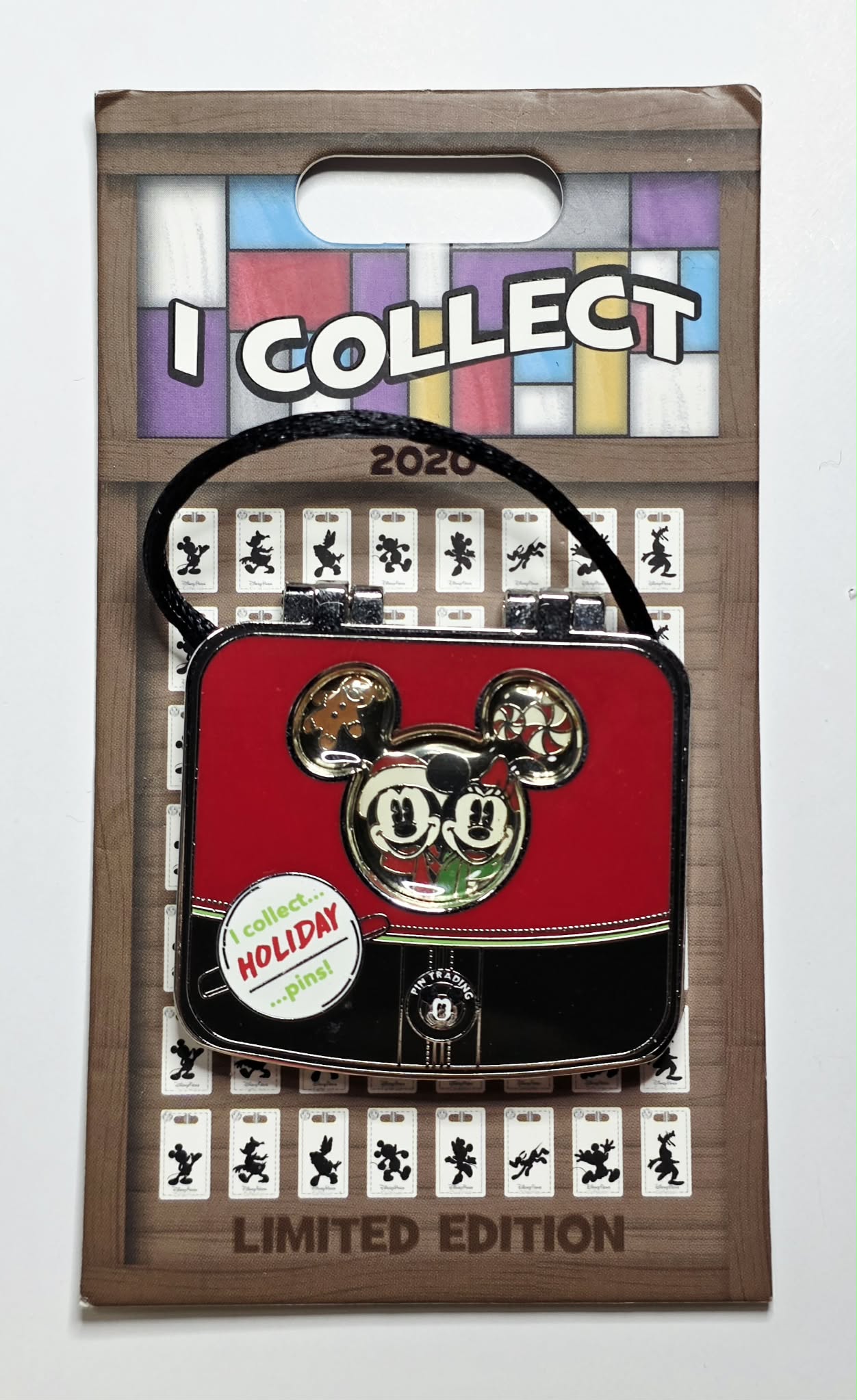 I Collect...Holiday...Pins - Mickey and Minnie Mouse