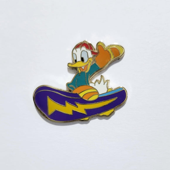 Donald Snowboarding