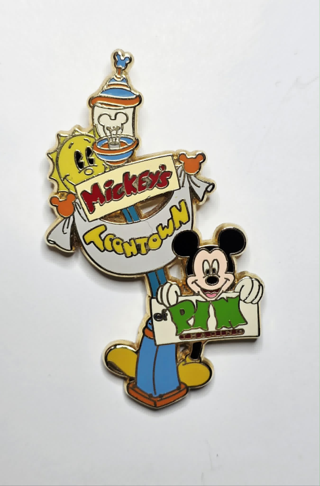 2003 Walt Disney World "Mickey's Toontown of Pin Trading"