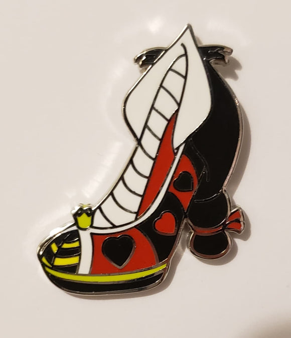 Villain Shoes Pin Set - Queen of Hearts ONLY