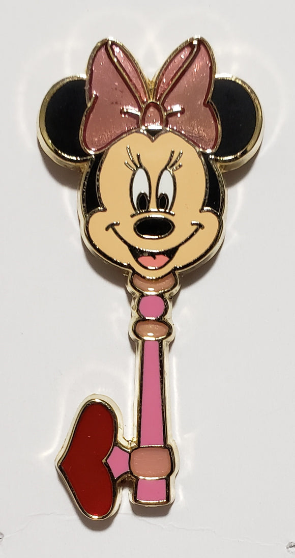 WDW - The Museum of Pin-tiquities - Disney Pin Celebration 2009 - Minnie Mouse