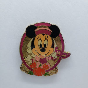 Tokyo Disney Sea (TDS) 2012 Halloween Game pin - Minnie Mouse