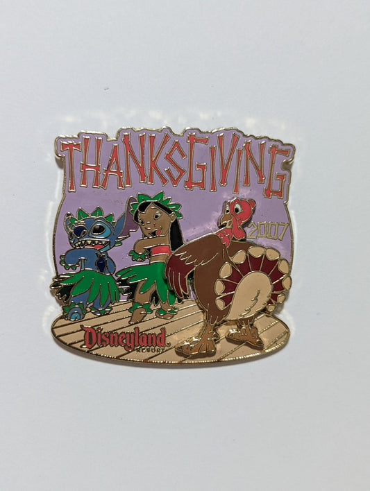DLR - Thanksgiving 2007 - Lilo & Stitch
