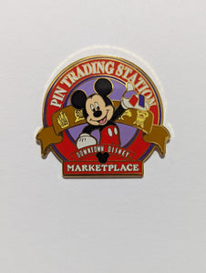 DTD Pin Event : Pin Trading Station