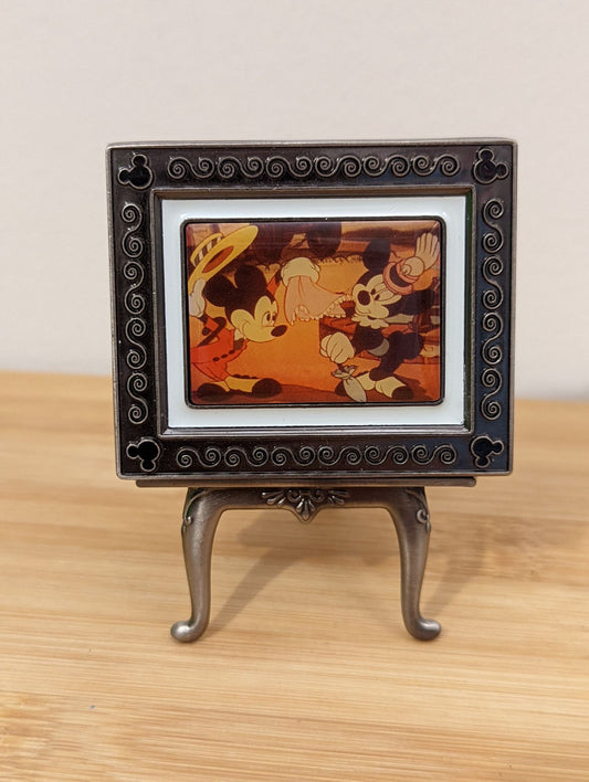 Mickey Pin / Frame