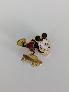 Mickey straight back pin