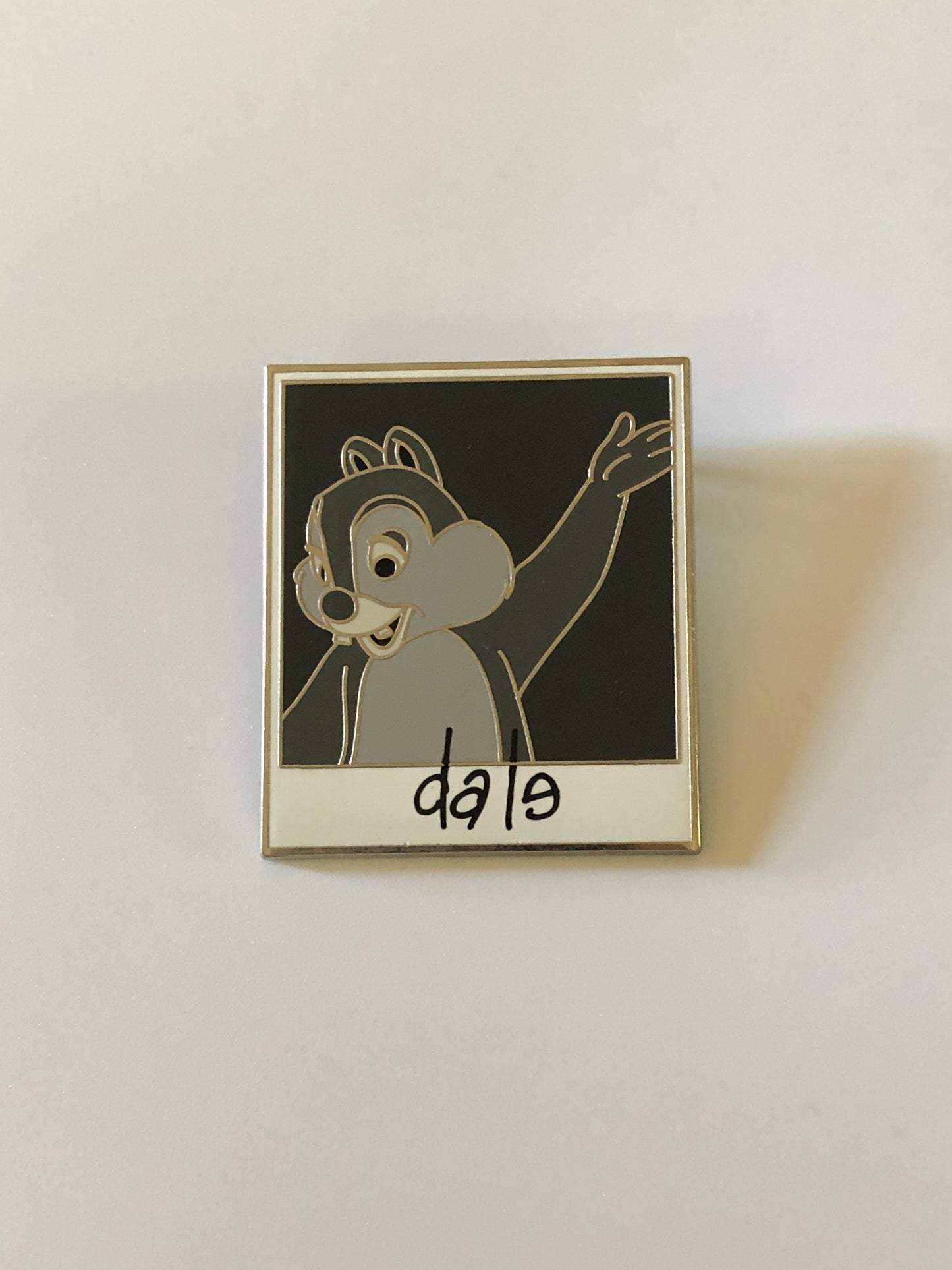 Characters & Cameras Mystery Collection - Dale CHASER LE250